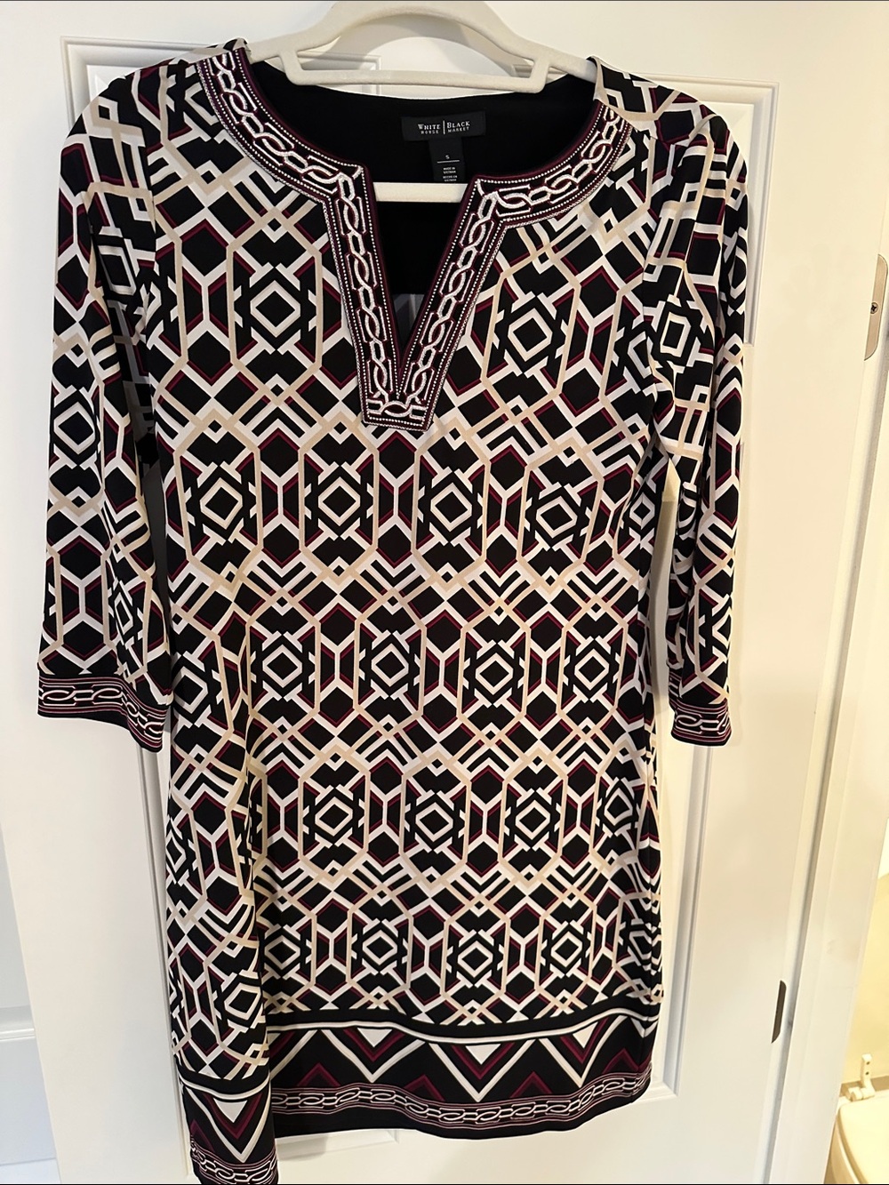 White House Black Market Black White Burgundy Geometric Tunic